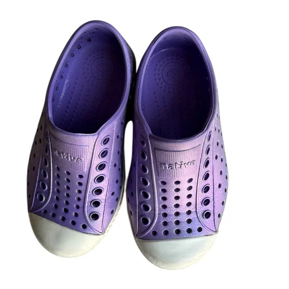 Native Shoes Iridescent Lavender Jefferson Shoes (C8) - Picture 7 of 10